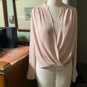 BCBG Maxazria szS bare Pink blouse